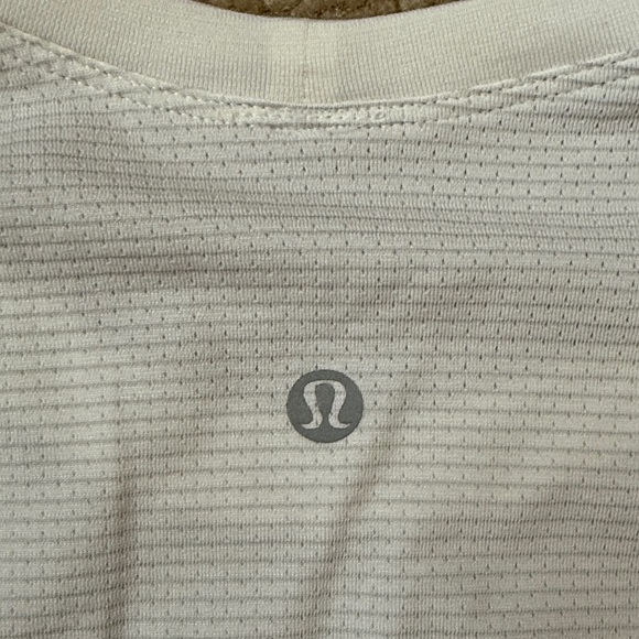 Lululemon cropped swiftly tech top - Picture 3 of 4